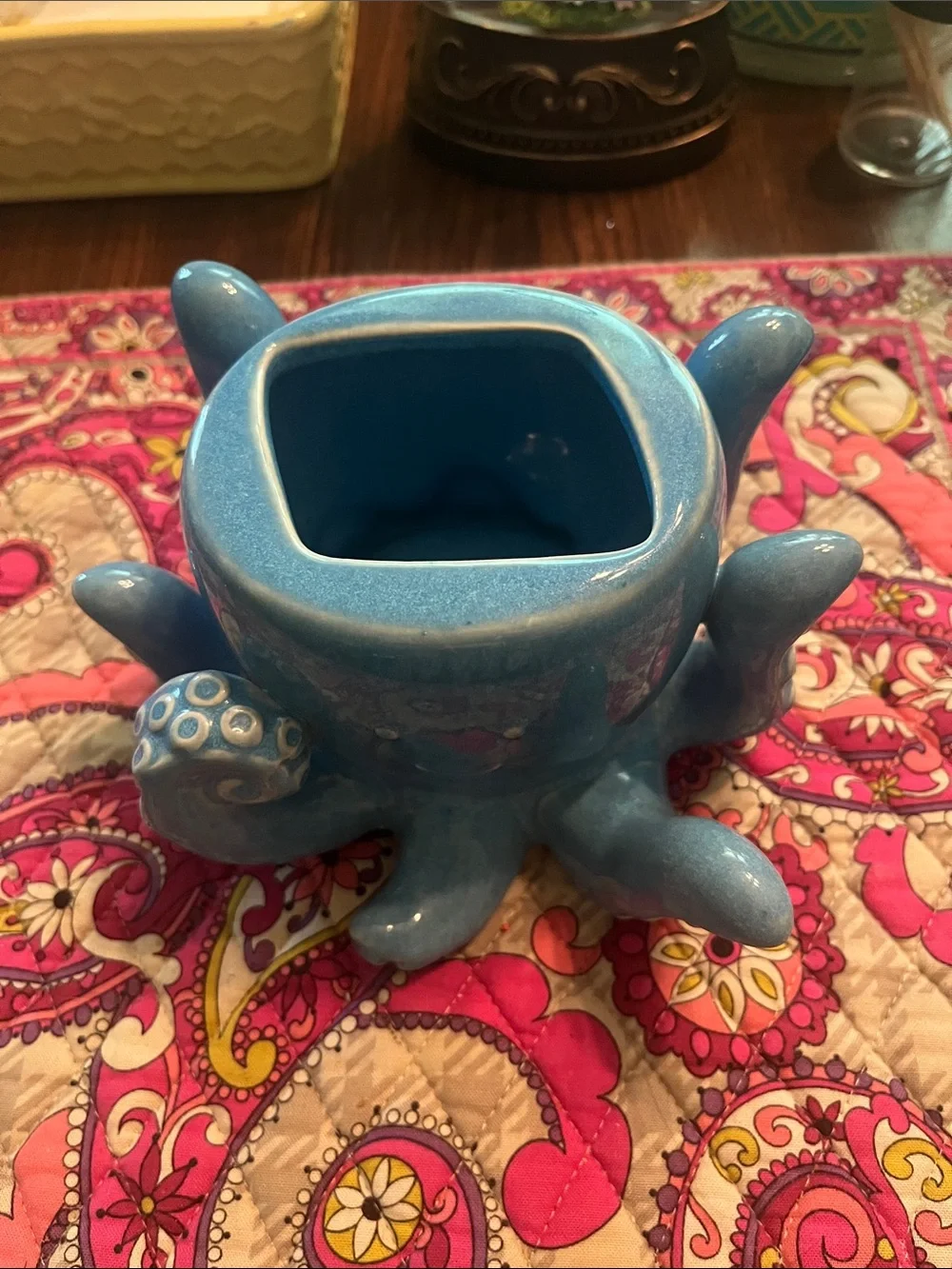 Ceramic Octopus soap holder gently used sellling as it